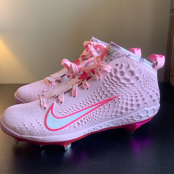 nike mother's day